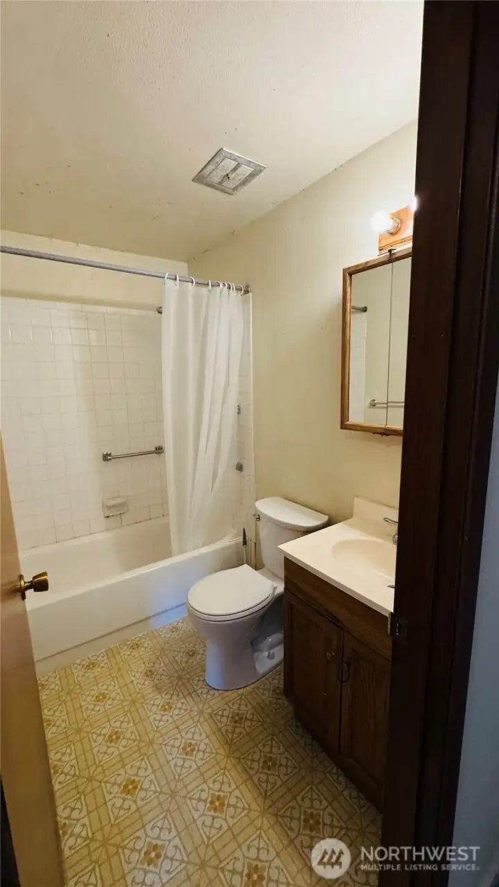 This is the full bath on the upper level and there is a half bath on the main level. This is the full bath on the upper level and there is a half bath on the main level.