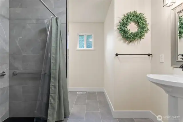 Main Bathroom