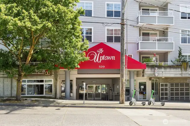 520 2nd Ave W #406