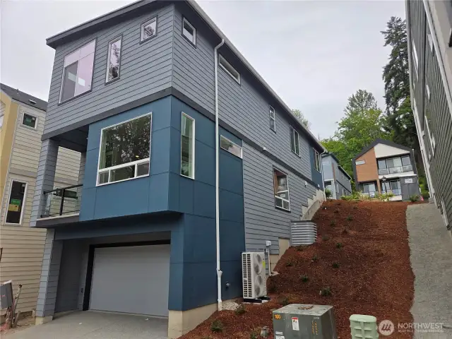 Alley-load garage