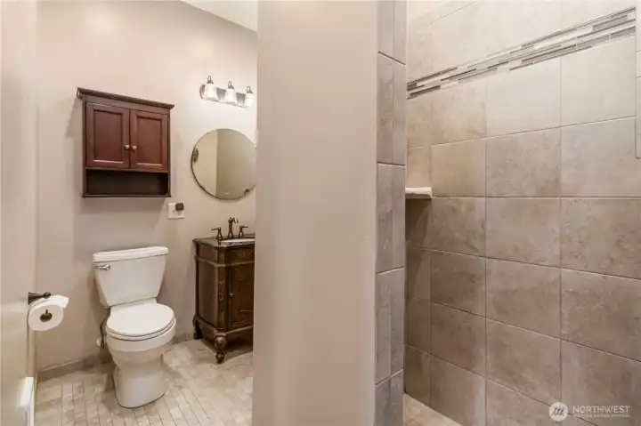 Primary bath