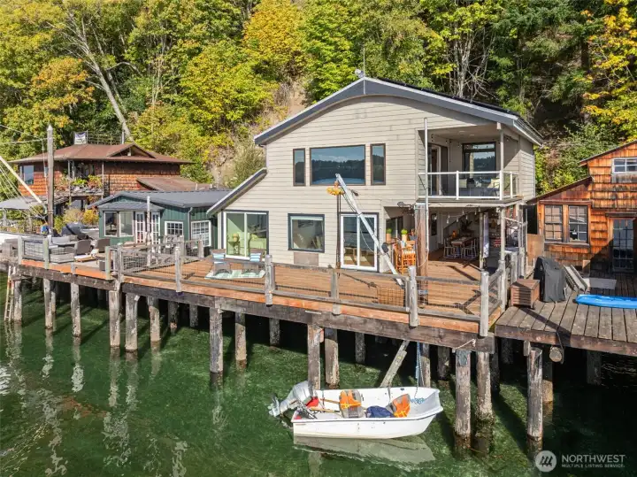 Waterfront Side of Home 4 North Salmon Beach