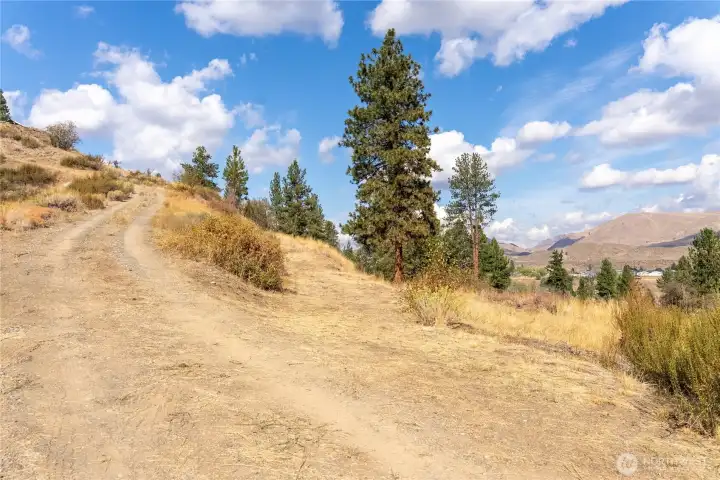 Easy access w/ driveway in place.