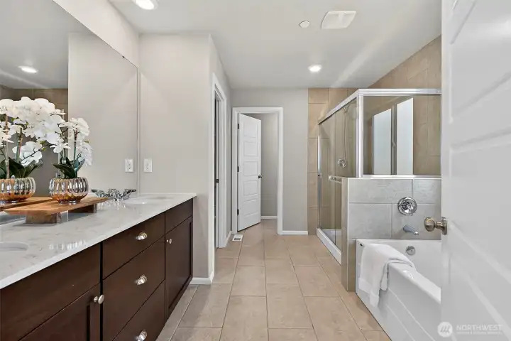 The Primary en-suite bath