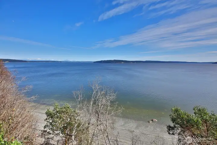Community Beach access just a skip away.