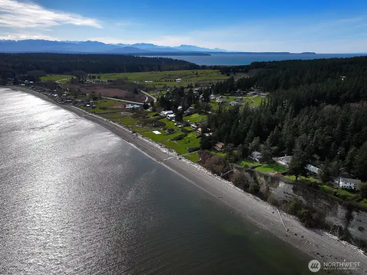 WOW! Come and tour this waterfront home!