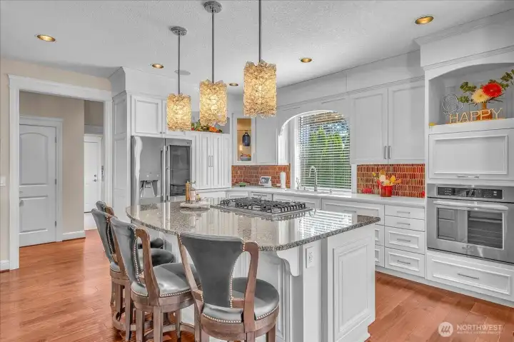 Kitchen/Stainless Appliances