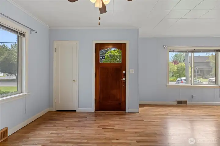 Period details with stunning refinished oak flooring