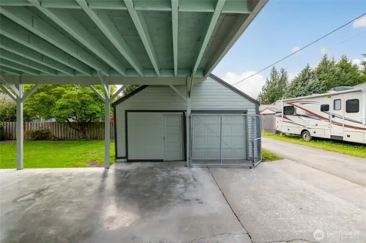 Detached garage with shop space