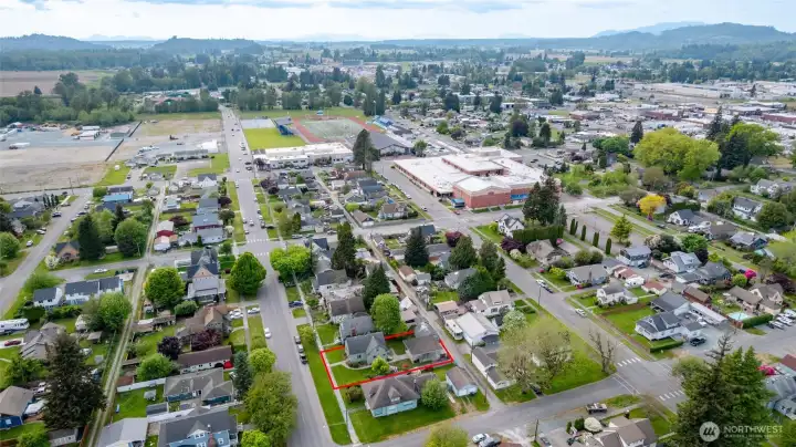 Just blocks to Sedro Woolley High School!