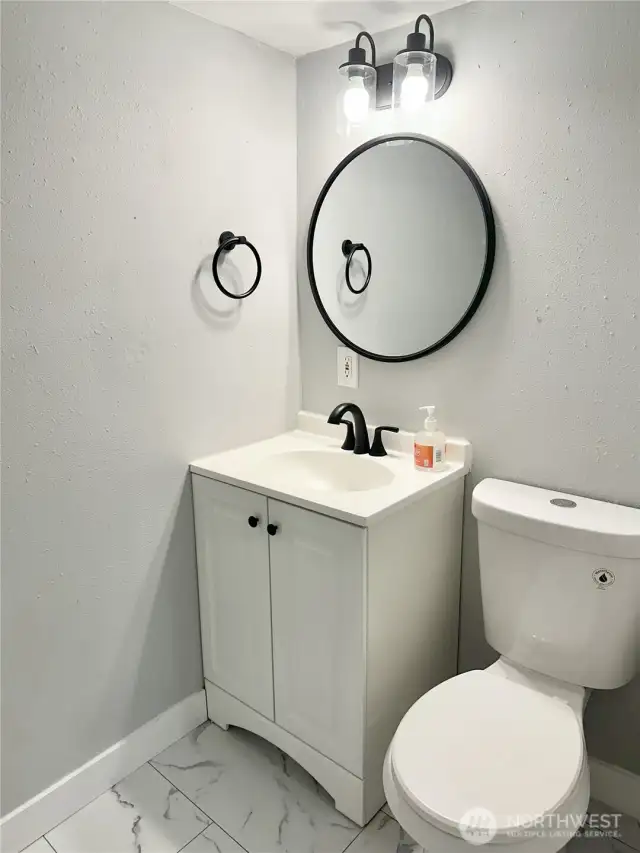 Lower bath