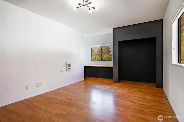 Bonus Room at back of garage - used as a TV room, office, shop space