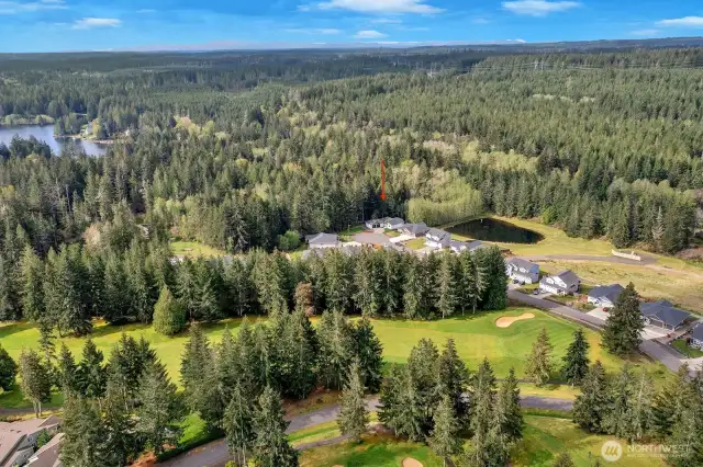 Imagine the ultimate convenience for golf enthusiasts – your new home is just steps away from the first tee of the Lakeland Village golf course!