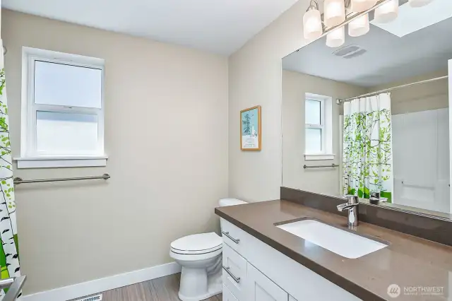 Full guest bathroom