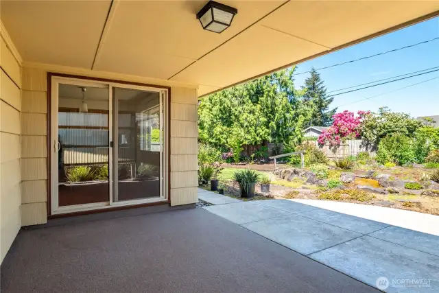 Covered back patio for year round entertaining