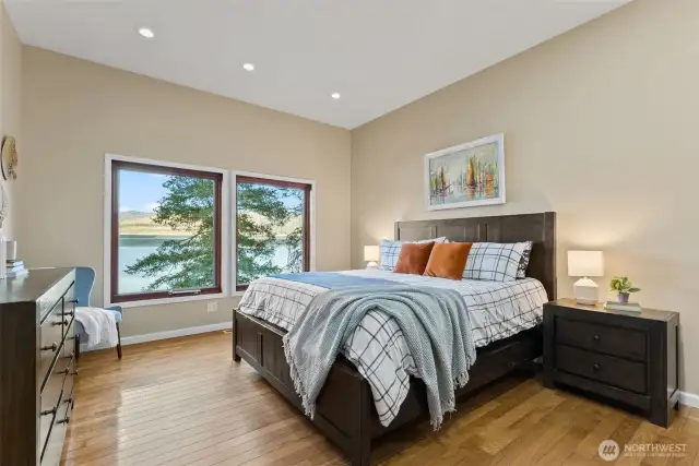 Main floor primary suite 1