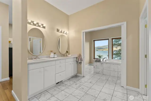 Main floor primary suite 1