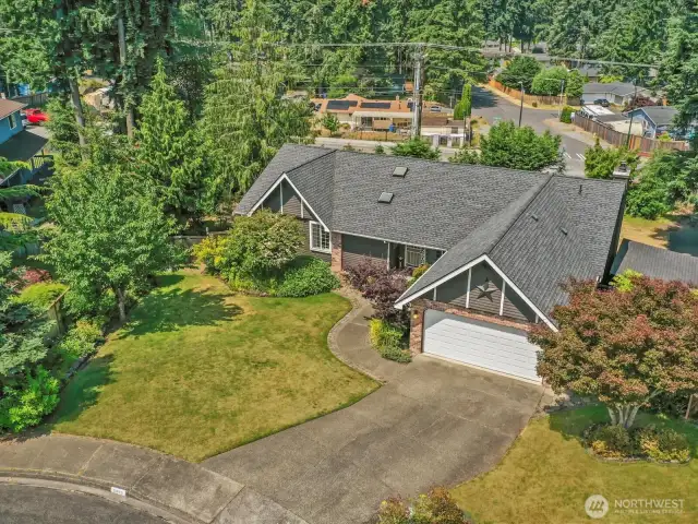 2902 30th Place SE, Puyallup is located in Belmont Estates in the Shaw Road | South Hill neighborhood. The 2344 sf home has 4 bedrooms and 2.5 baths, including a primary suite with a walk-in closet.  Storage abounds - there is an attached 2-car garage, a shed for gardening items, and a huge approximately 800 sf unfinished space (not included in the home's square footage) in the basement.Vaulted ceilings and skylights bring natural light and a lofty, airy elegance to the home.  This is a must see!