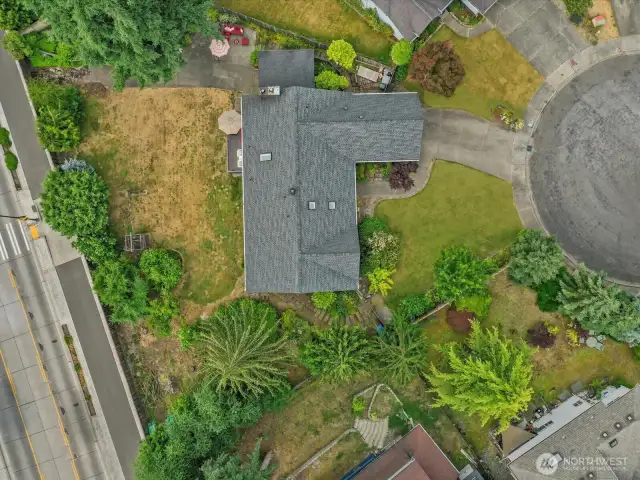 2902 30th Place SE, Puyallup offers wonderful space for gardens, gardening and play.  Archery anyone?!