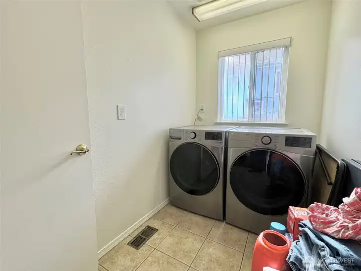 Reimagine the laundry room to your specs!