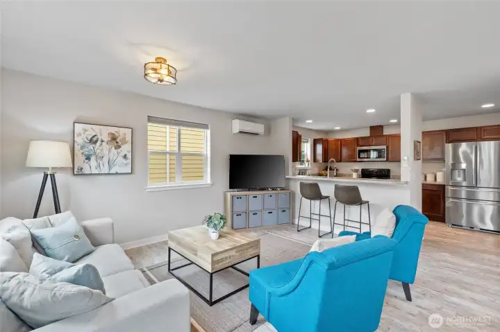 Convenient Breakfast Bar in addition to dining room