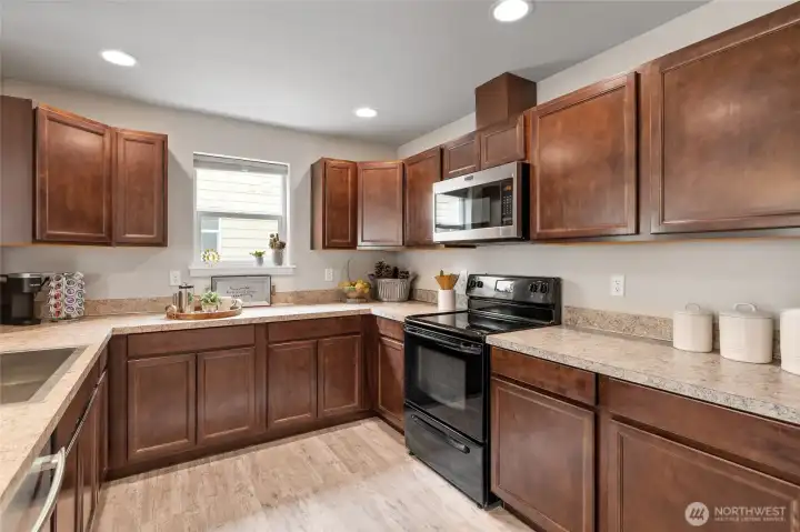 Loads of Cabinets & Counter Space