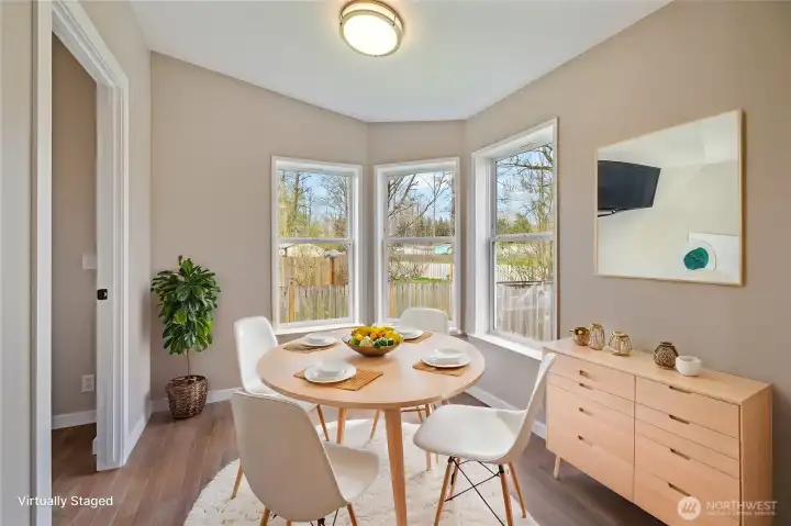 Kitchen eating nook area