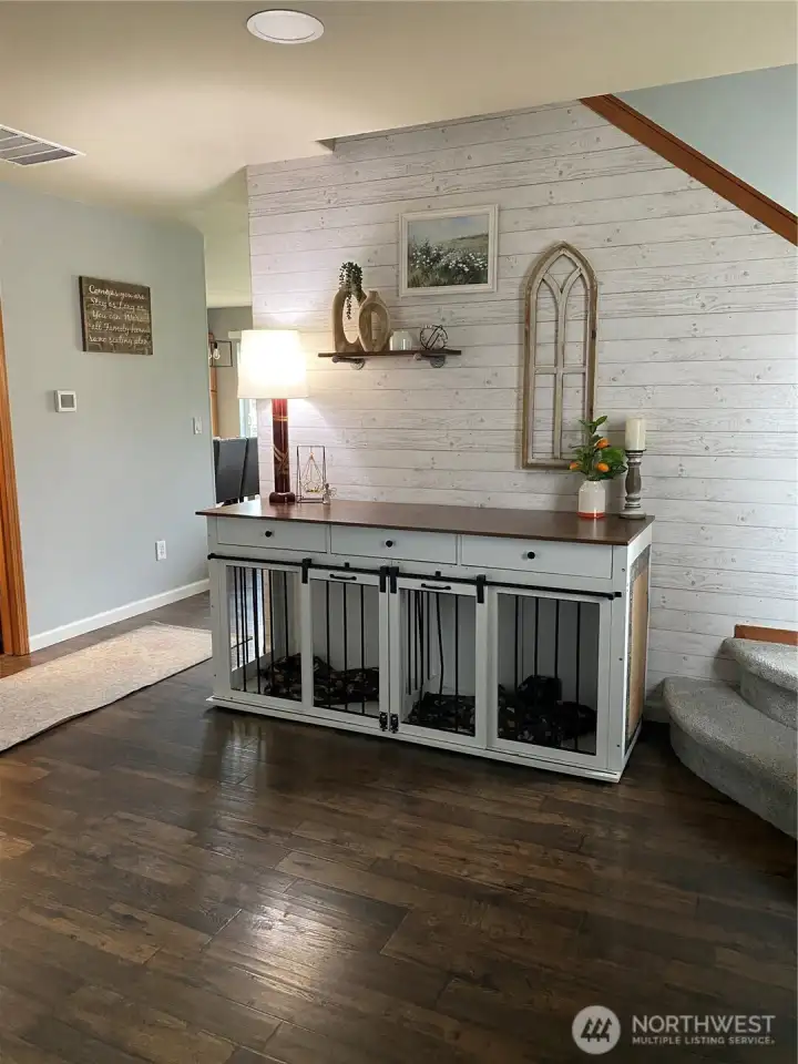 Walk into this beautiful entry!