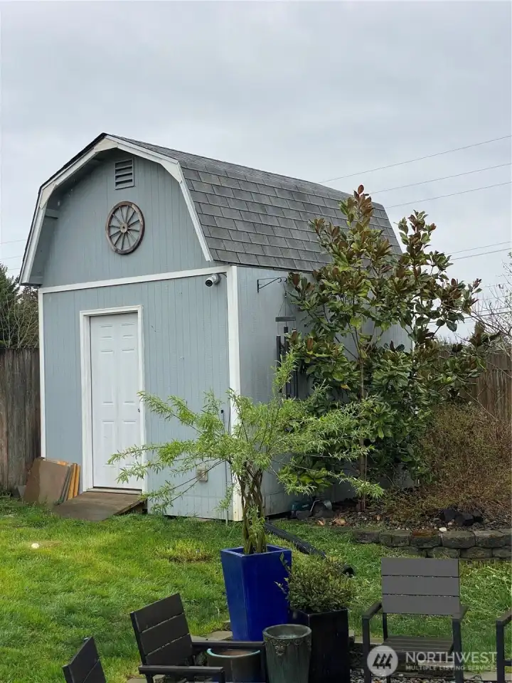 120 sq ft insulated shed with loft area!
