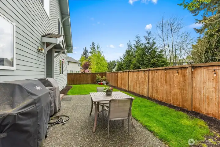 Private, fully fenced backyard