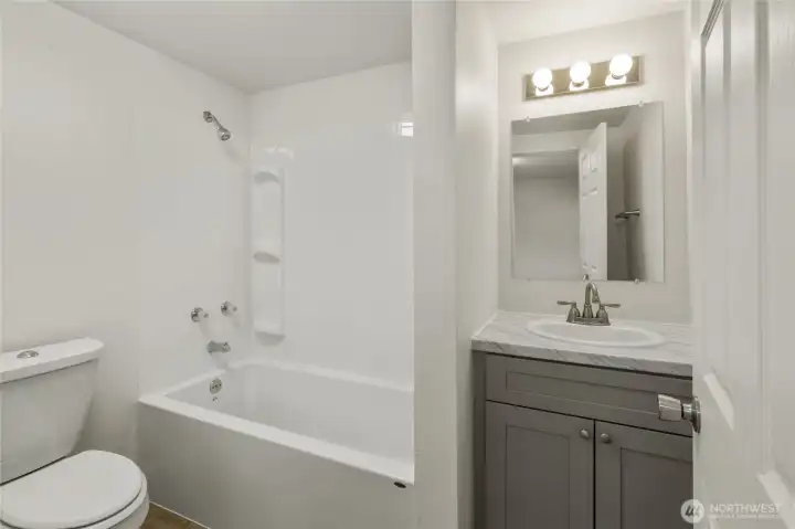 Studio full Bath