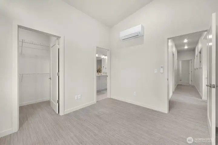 Creates an ensuite-style layout for added convenience