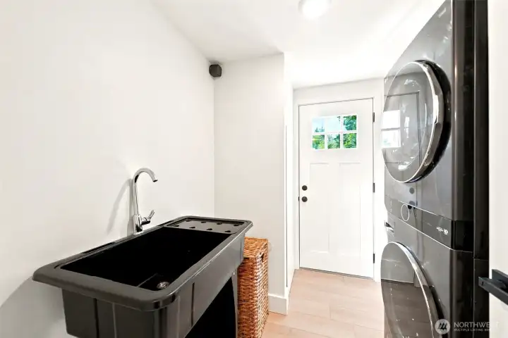 Brand new washer and dryer stay with the house Brand new washer and dryer stay with the house