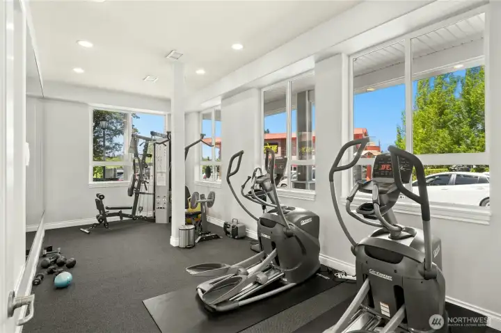 Clubhouse has a workout room.
