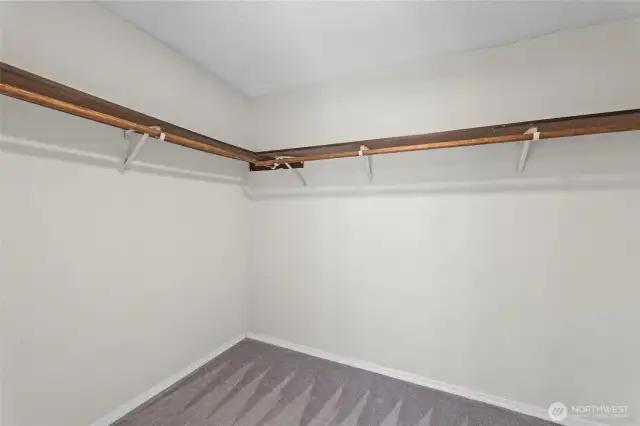 walk in closet