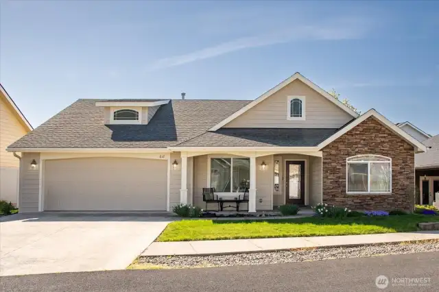 Single-story home