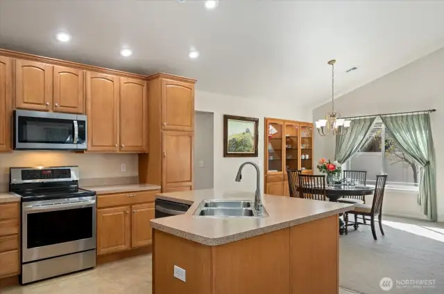 Kitchen with island