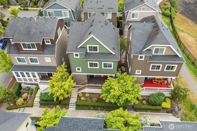 This 4-Star Built Green home blends comfort, style, and sustainability in a prime location near I-90.