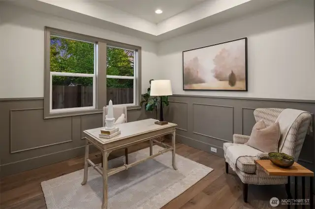 Designated den & dining room