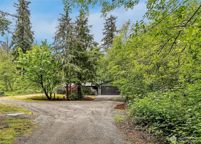 Gravel road, entry access.