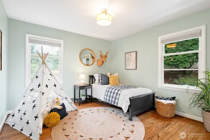 2nd bedroom on main floor- this one faces the private back yard