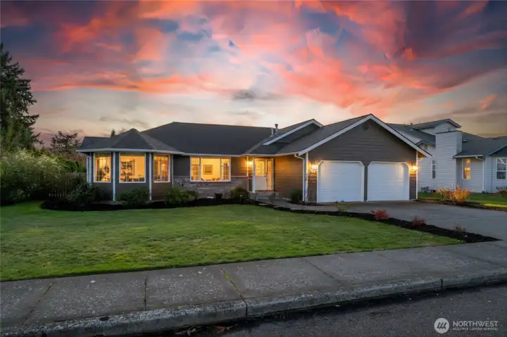 Peaceful, spacious, and bright...welcome home! And be sure to view the virtual tour!