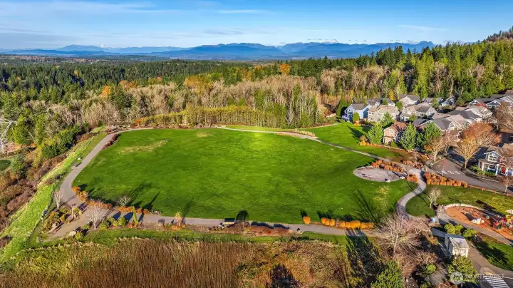 Grand View Park just up the street is a popular desitination for friends and family to enjoy the views and nature!