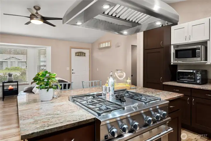 A kitchen designed for those who love to cook — functional, stylish, and inviting.