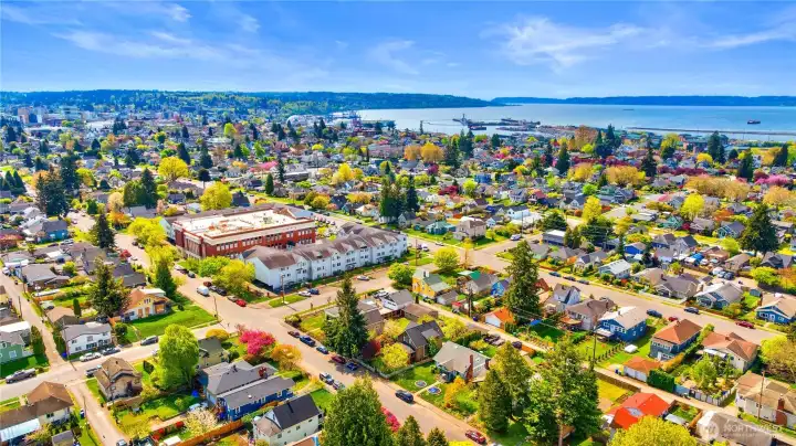 Close to waterfront activities, hospital, downtown, fire dept, shopping