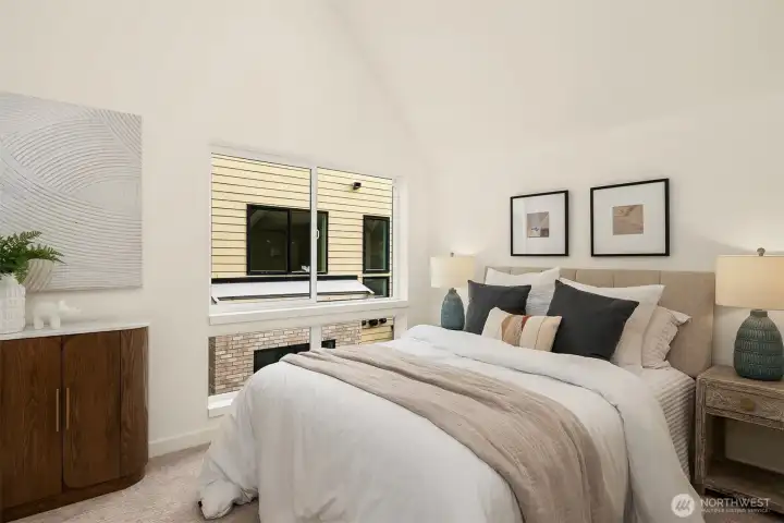 4th floor guest room