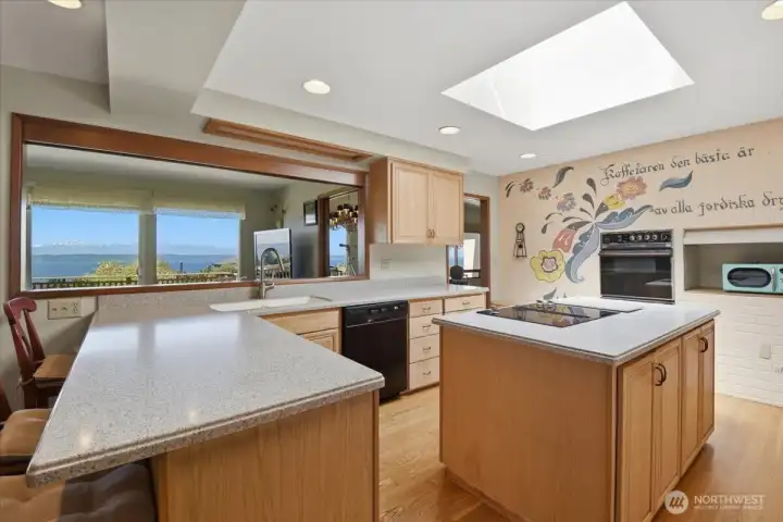 Kitchen with breakfast bar.