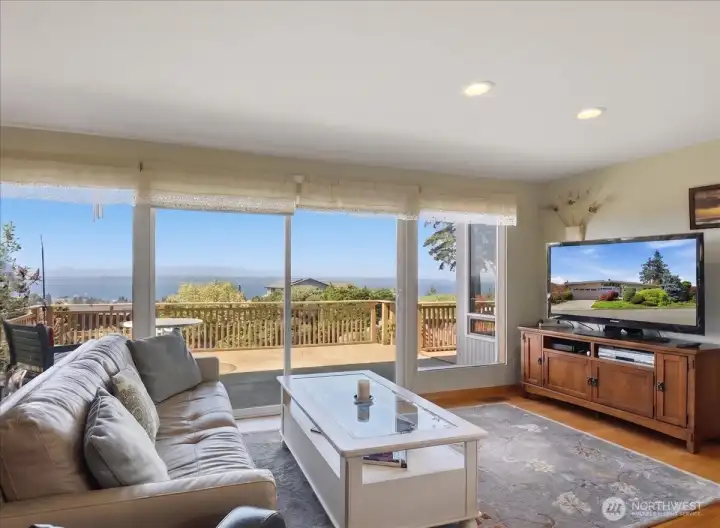 Family room with mountain & Puget Sound views.