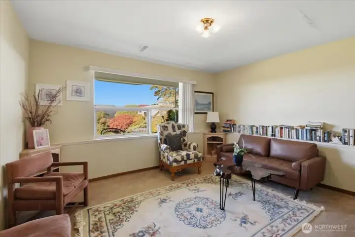 Lower level den or office.
