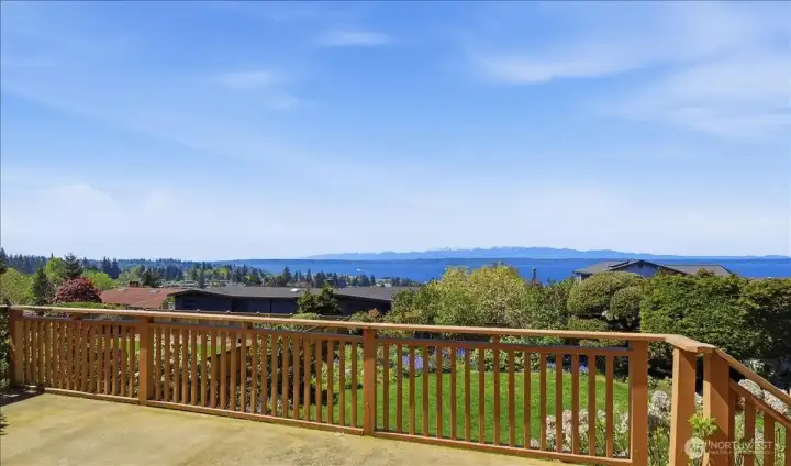 Sweeping Puget Sound & Olympic Mountain views.